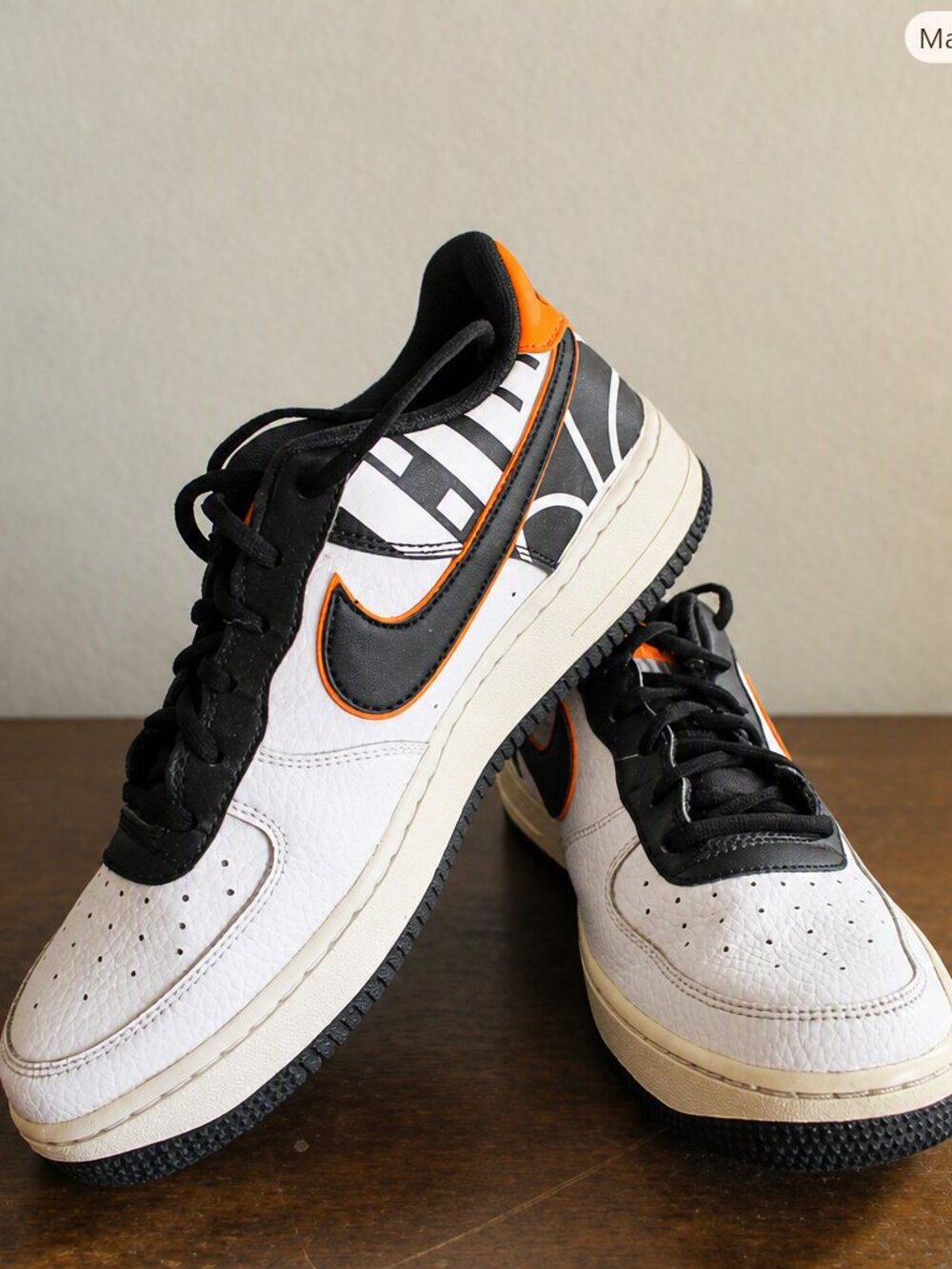 Nike Air Force 1 GS 7Y – White/Black/Orange Graphic Heel
